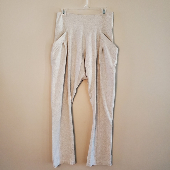 EUC lululemon cotton harem pants - Picture 1 of 4